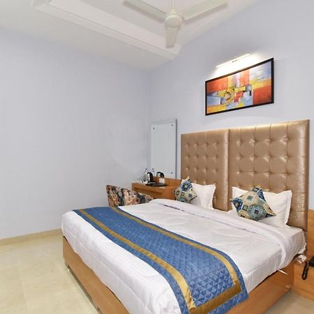 Hotel Vacation Inn Αμριτσάρ Εξωτερικό φωτογραφία
