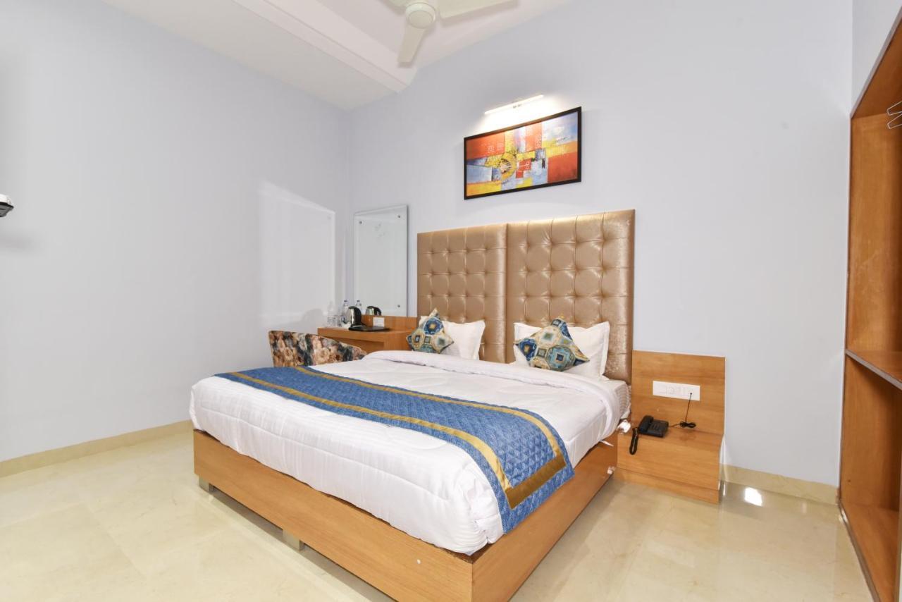 Hotel Vacation Inn Αμριτσάρ Εξωτερικό φωτογραφία