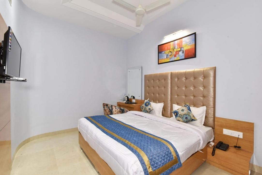 Hotel Vacation Inn Αμριτσάρ Εξωτερικό φωτογραφία
