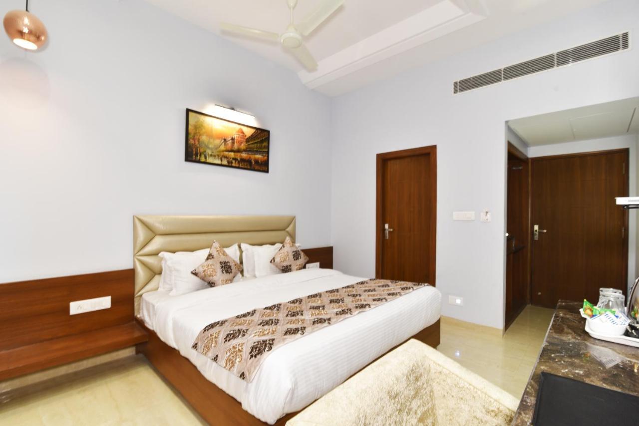 Hotel Vacation Inn Αμριτσάρ Εξωτερικό φωτογραφία