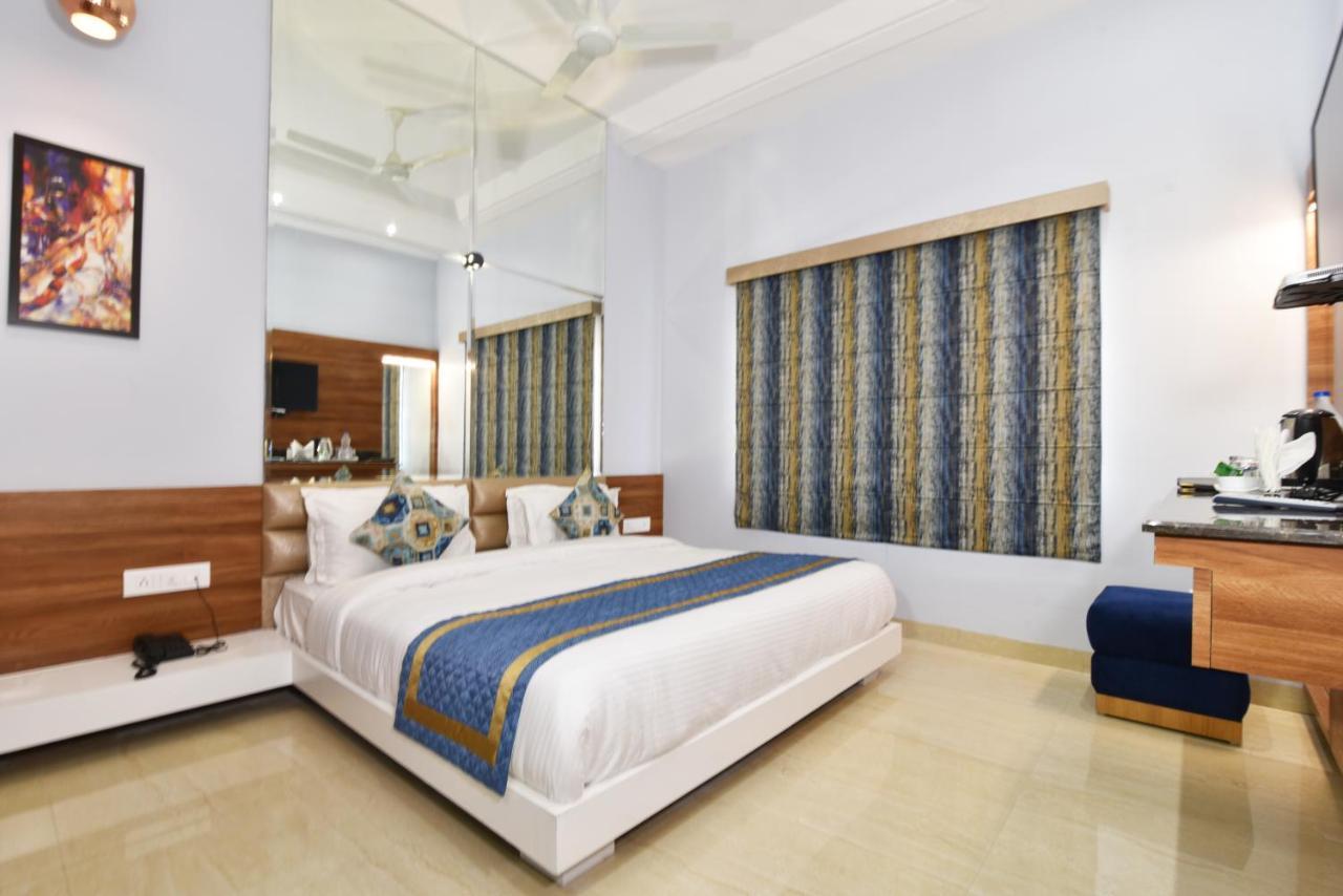 Hotel Vacation Inn Αμριτσάρ Εξωτερικό φωτογραφία